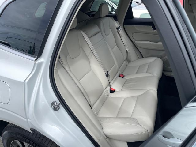 XC60 D4 AWD モーメンタム ワンオーナー 白革シートH 純正メモリナビフルセグBT AppleCarPlay 自動駐車 自動発車 衝突回避 CTA ACC アダプティブベンディングライト LKA BLIS(32枚目)