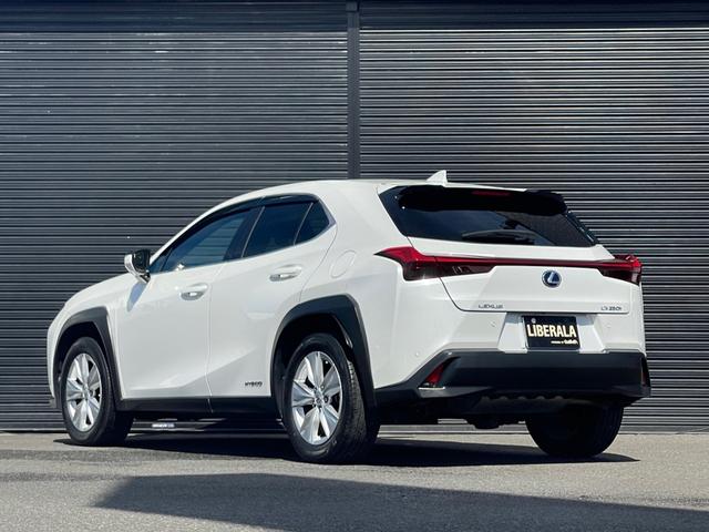 ＵＸ ＵＸ２５０ｈ　バージョンＣ　三眼ＬＥＤヘッド　アダプティブハイビーム　レーダークルーズ　ＬＫＡ　ＢＳＡ　黒革　前席シートヒーター　ハンドルヒーター　純正メモリナビ　フルセグ　全方位カメラ　シートメモリ　純正１７インチアルミ（49枚目）