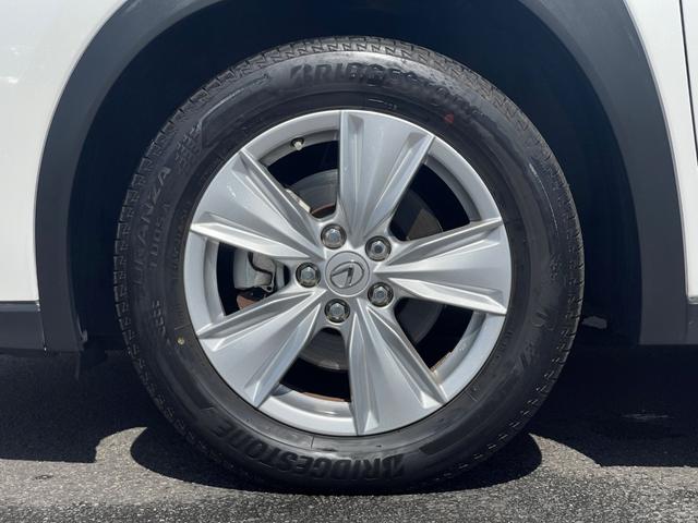 ＵＸ ＵＸ２５０ｈ　バージョンＣ　三眼ＬＥＤヘッド　アダプティブハイビーム　レーダークルーズ　ＬＫＡ　ＢＳＡ　黒革　前席シートヒーター　ハンドルヒーター　純正メモリナビ　フルセグ　全方位カメラ　シートメモリ　純正１７インチアルミ（57枚目）