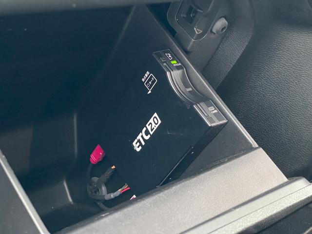 ジープ・ラングラーアンリミテッド サハラ　黒革　前席シートＨ　ハンドルＨ　純正Ｕｃｏｎｎｅｃｔナビ　Ｂカメラ　Ｓカメラ　Ｆカメラ　ＡｐｐｌｅＣａｒＰｌａｙ　ＡｎｄｒｏｉｄＡｕｔｏ　フルセグ　ＵＳＢ　ＡＵＸ　ＢＴ　アルパイン　ＡＣＣ　ＢＳＡ（27枚目）