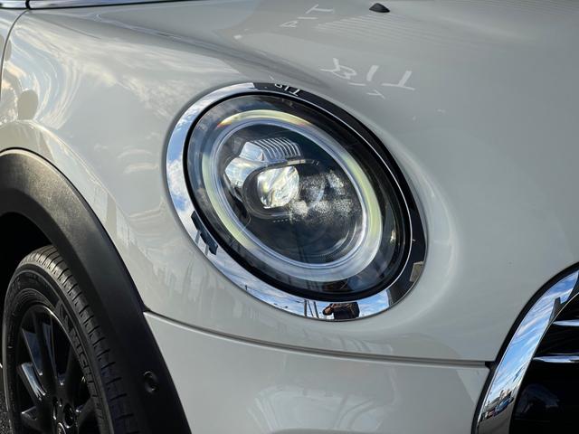 ＭＩＮＩ クーパーＤ　ユーザー買取車　黒革　シートＨ　純正ナビ　インテリジェントセーフティ　Ｂカメラ　Ｂｌｕｅｔｏｏｔｈ　ＥＴＣ　パークディスタンスコントロール　純正前後ドライブレコーダー　スマートキー（52枚目）