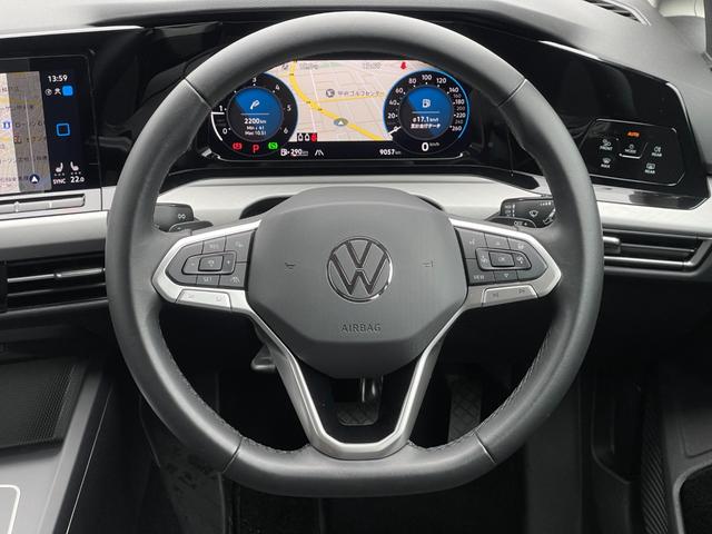 ゴルフヴァリアント ＴＤＩ　アクティブアドバンス　プラチナムエディション　ＤｉｓｃｏｖｅｒＰｒｏ　マトリＬＥＤ　Ｉ．ＱＬＩＧＨＴ　ＨＵＤ　ＡＣＣ　プリクラ　ＬＫＡ　Ｄコックピット　Ｂカメラ　前後ＰＤＣ　フルセグ　ＣａｒＰｌａｙ　ＡｎｄｒｏｉｄＡｕｔｏ　ＥＴＣ　純正１７ＡＷ（6枚目）
