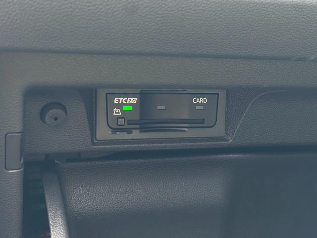 ゴルフヴァリアント ＴＤＩ　アクティブアドバンス　プラチナムエディション　ＤｉｓｃｏｖｅｒＰｒｏ　マトリＬＥＤ　Ｉ．ＱＬＩＧＨＴ　ＨＵＤ　ＡＣＣ　プリクラ　ＬＫＡ　Ｄコックピット　Ｂカメラ　前後ＰＤＣ　フルセグ　ＣａｒＰｌａｙ　ＡｎｄｒｏｉｄＡｕｔｏ　ＥＴＣ　純正１７ＡＷ（36枚目）