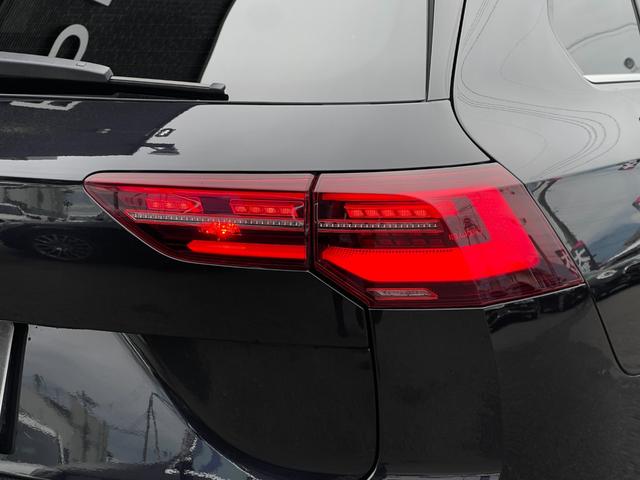 ゴルフヴァリアント ＴＤＩ　アクティブアドバンス　プラチナムエディション　ＤｉｓｃｏｖｅｒＰｒｏ　マトリＬＥＤ　Ｉ．ＱＬＩＧＨＴ　ＨＵＤ　ＡＣＣ　プリクラ　ＬＫＡ　Ｄコックピット　Ｂカメラ　前後ＰＤＣ　フルセグ　ＣａｒＰｌａｙ　ＡｎｄｒｏｉｄＡｕｔｏ　ＥＴＣ　純正１７ＡＷ（51枚目）