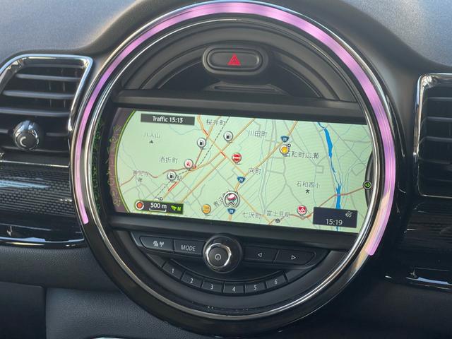 ＭＩＮＩ クーパー　クラブマン　ペッパーパッケージ　純正ＨＤＤナビ　Ｂｌｕｅｔｏｏｔｈ　バックカメラ　電動パーキングブレーキ　ミラー一体型ＥＴＣ　クルーズコントロール　ドライブレコーダー　ＬＥＤヘッドライト　フォグライト　保証書（12枚目）