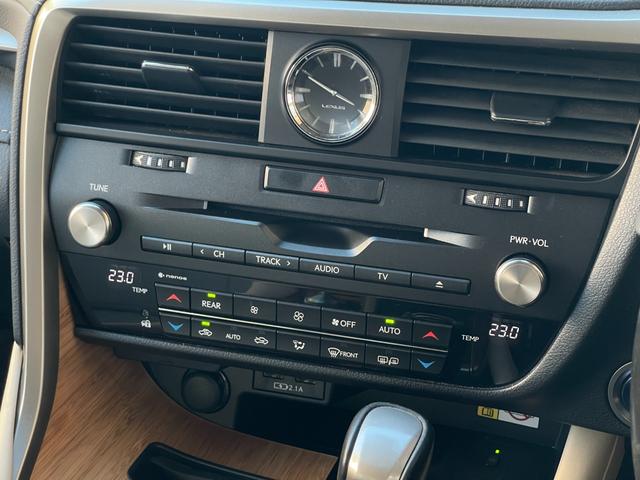 RX RX450hL 法人ワンオーナー  6人乗り  サンルーフ 全席シートH 前席ベンチレーション ステアリングH 純正メモリナビ フルセグTV BT USB ACC LKA BSM HUD ETC2.0  スペアキー(17枚目)