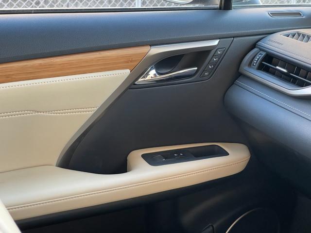 RX RX450hL 法人ワンオーナー  6人乗り  サンルーフ 全席シートH 前席ベンチレーション ステアリングH 純正メモリナビ フルセグTV BT USB ACC LKA BSM HUD ETC2.0  スペアキー(32枚目)