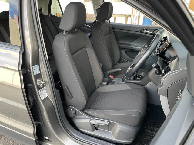 Ｔ－クロス ＴＳＩ　アクティブ　ワンオーナー車　ＡＣＣ　ＬＫＡ　ＢＳＭ　パークアシスト　前後ドラレコ　純正メモリナビ　ＡｐｐｌｅＣａｒＰｌａｙ　ＡｎｄｏｒｏｉｄＡｕｔｏ　ＢＴ　ＵＳＢ　ＥＴＣ２．０　取扱説明書　保証書（30枚目）