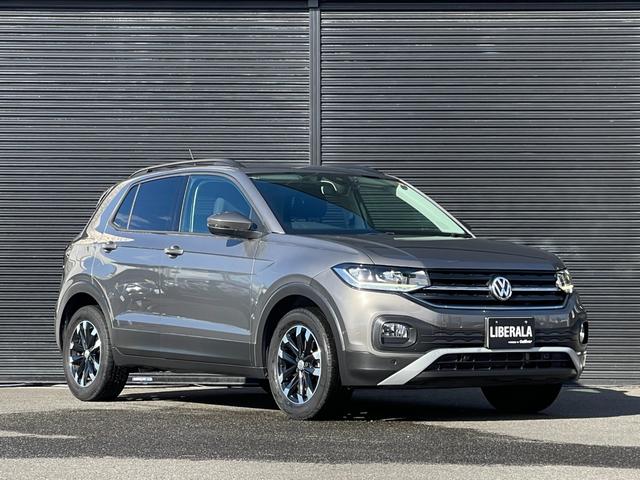 Ｔ－クロス ＴＳＩ　１ｓｔ　純正ナビ　フルセグＴＶ　ＡｐｐｌｅＣａｒＰｌａｙ　ＡｎｄｏｒｏｉｄｏＡｕｔｏ　Ｂｌｕｅｔｏｏｔｈ　バックカメラ　ＥＴＣ２．０　置くだけ充電　ＡＣＣ　オートライト　コーナーセンサー　ブラインドスポット（41枚目）