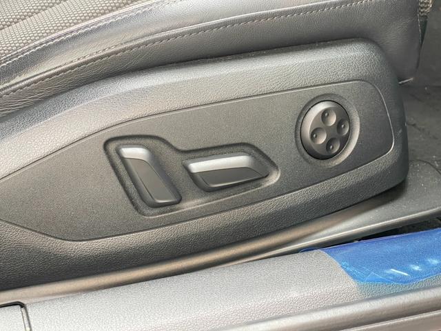 A4 2.0TFSIクワトロスポーツ Sライン マトリクスLED 黒半革 carplay ACC 360カメラ アシスタンスP ラグジュアリーP Sアシスト 前後Cセンサー 前席シートH 純正MMIナビ フルセグ 社外デジタルインナーM(31枚目)