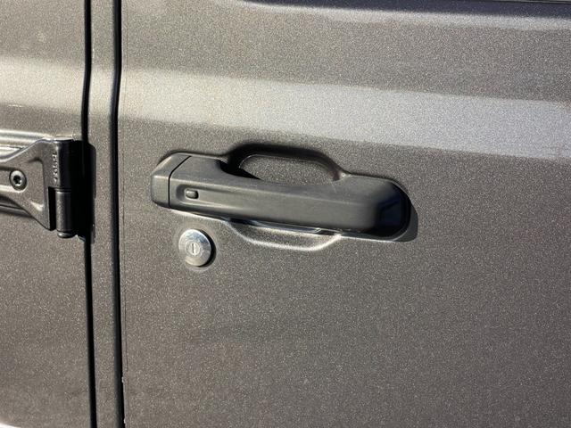 ジープ・ラングラーアンリミテッド サハラ ユーザー買取 BRUT 2SET ブロックタイヤ 純正AWあり 純正メモリナビ Bカメラ カープレイ ACC BSA BT LEDヘッドライト 黒革 シートヒーター スペアk 保証書(49枚目)