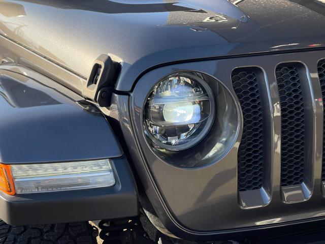 ジープ・ラングラーアンリミテッド サハラ ユーザー買取 BRUT 2SET ブロックタイヤ 純正AWあり 純正メモリナビ Bカメラ カープレイ ACC BSA BT LEDヘッドライト 黒革 シートヒーター スペアk 保証書(51枚目)