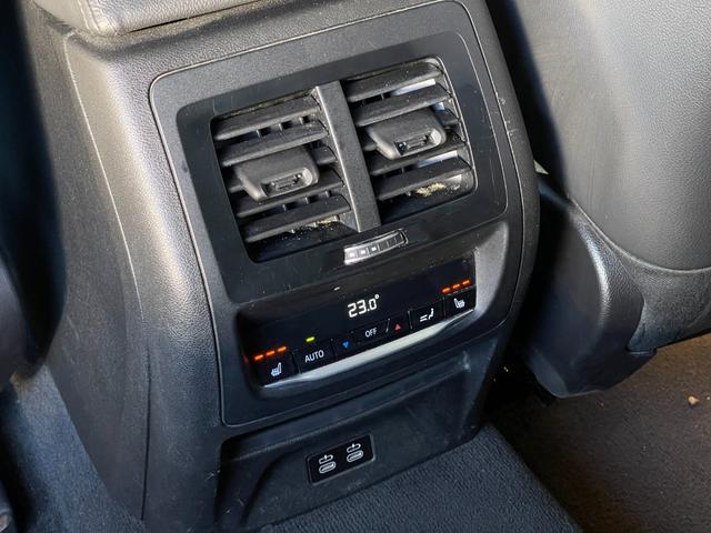 X4 xDrive 20d Mスポーツ ワンオーナー パノラマSR 黒革 ウッドトリム 純正ナビ フルセグ 全方位 BT PWシート シートH ETC ACC Aライト Aハイビーム フットオープナー Cセンサー LKA ブラインドスポット(29枚目)