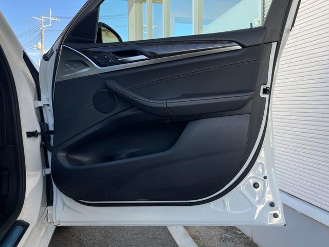 X4 xDrive 20d Mスポーツ ワンオーナー パノラマSR 黒革 ウッドトリム 純正ナビ フルセグ 全方位 BT PWシート シートH ETC ACC Aライト Aハイビーム フットオープナー Cセンサー LKA ブラインドスポット(36枚目)