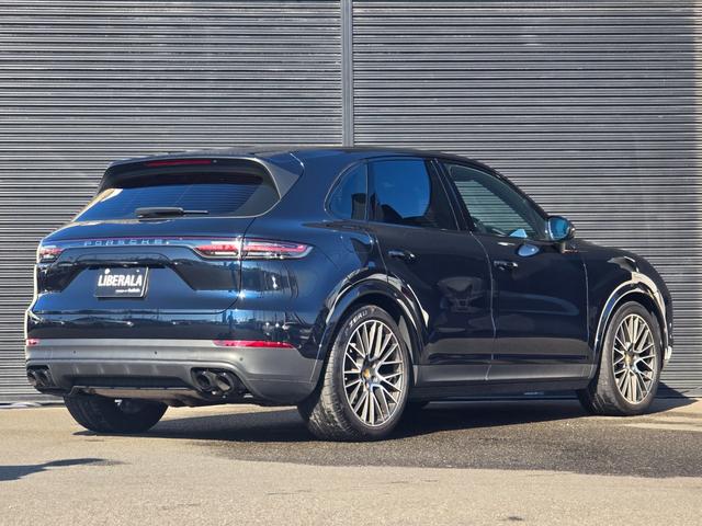 カイエン Ｓ　スポクロ　黒革　ＰＤＬＳ　ＰＡＳＭ　スパイダー２１ＡＷ　４ＺクライメントＣ　ＰＣＭナビ　ＡＣＣ　ＢＳＡ　ＬＫＡ　Ｐシート　シートＨ　３６０カメラ　カープレイ　前後ドラレコ　Ａハイビーム　Ｐバックドア（50枚目）