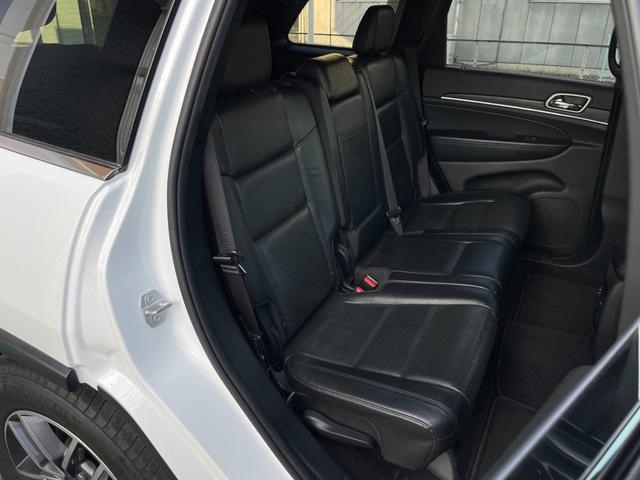 ジープ・グランドチェロキー リミテッド 後期 黒革 ACC 8.4UCナビ Bカメラ フルセグTV BT USB ステアリングH LKA BSA カープレイ HID Aライト シートH ベンチL エアサス Aブレーキアシスト 保証書(37枚目)