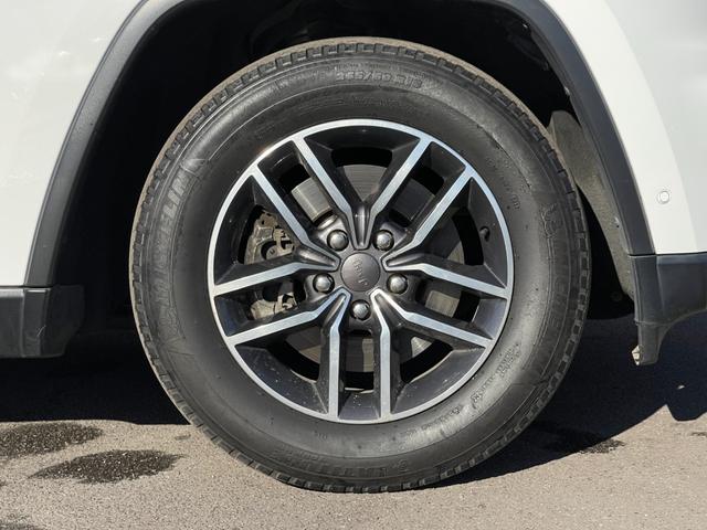 ジープ・グランドチェロキー リミテッド 後期 黒革 ACC 8.4UCナビ Bカメラ フルセグTV BT USB ステアリングH LKA BSA カープレイ HID Aライト シートH ベンチL エアサス Aブレーキアシスト 保証書(55枚目)