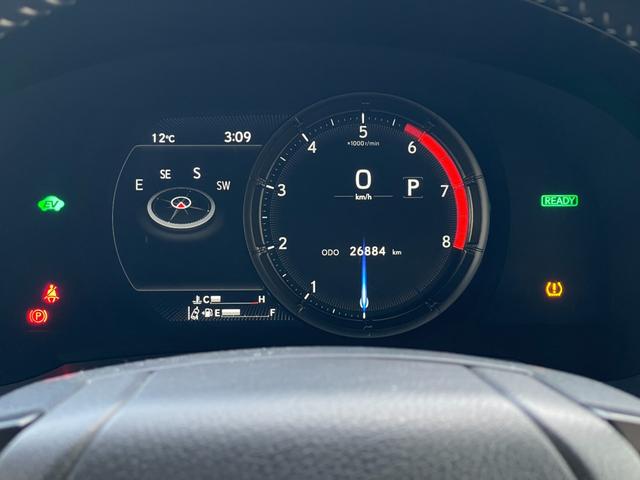 ＩＳ ＩＳ３００ｈ　Ｆスポーツ　純正１０．３メモリナビ　フルセグ　ＢＴ　黒革　シートＨ　ステアリングＨ　Ｐシート　ＬＥＤ　Ａライト　ＥＴＣ　ＡＣＣ　ＢＳＡ　ＬＫＡ　前後ドラレコ　純正１９ＡＷ　コーナーセンサー　保証書（10枚目）