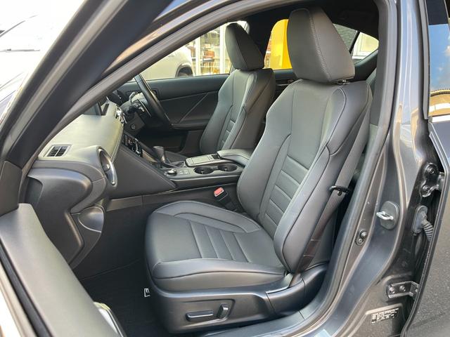 ＩＳ ＩＳ３００ｈ　Ｆスポーツ　純正１０．３メモリナビ　フルセグ　ＢＴ　黒革　シートＨ　ステアリングＨ　Ｐシート　ＬＥＤ　Ａライト　ＥＴＣ　ＡＣＣ　ＢＳＡ　ＬＫＡ　前後ドラレコ　純正１９ＡＷ　コーナーセンサー　保証書（37枚目）