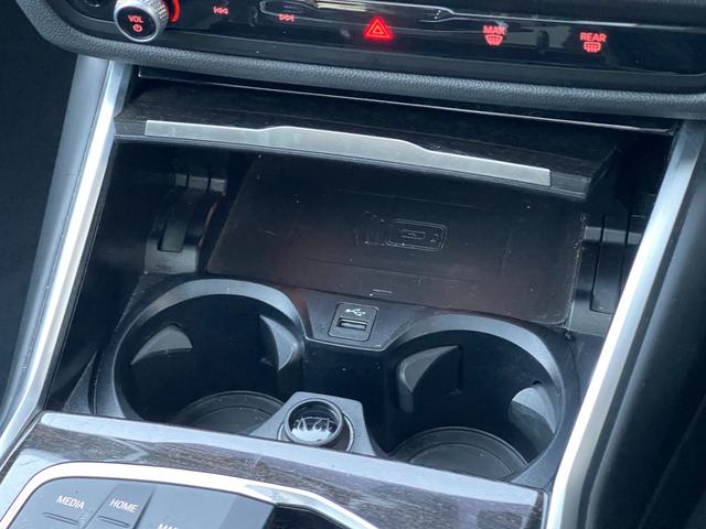 3シリーズ 320d xDriveツーリング Mスポーツ ワンオーナー パノラマSR 黒革シート シートH 純正HDDナビ 360カメラ カーブドディスプレイ AppleCarPlay AndroidAuto パワーBドア フットオープナー 純正18AW(21枚目)