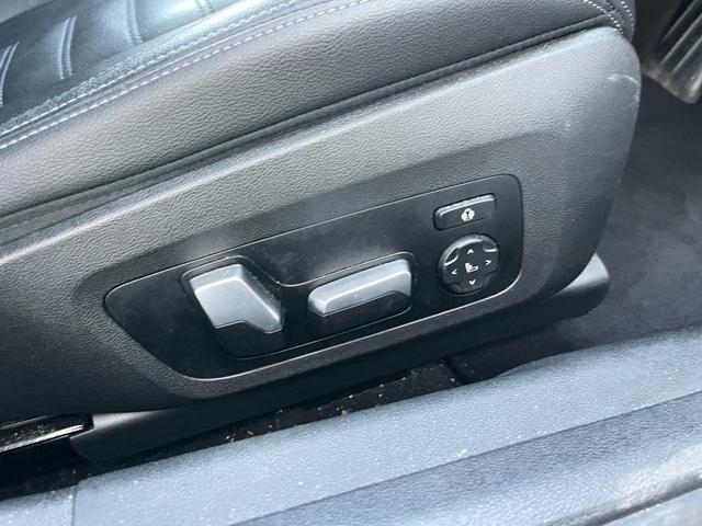 3シリーズ 320d xDriveツーリング Mスポーツ ワンオーナー パノラマSR 黒革シート シートH 純正HDDナビ 360カメラ カーブドディスプレイ AppleCarPlay AndroidAuto パワーBドア フットオープナー 純正18AW(34枚目)