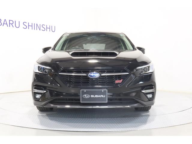 レヴォーグ ＳＴＩ　Ｓｐｏｒｔ　ＥＸ　パワーリヤゲート　ＥＴＣ　ドラレコ　１１．６インフォディスプレイ　純正１８インチアルミホイール　アイサイトＸ　ＬＥＤアクセサリーライナー　フロントビューカメラ　サイドビューカメラ　バックカメラ（4枚目）