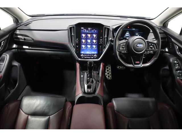 レヴォーグ ＳＴＩ　Ｓｐｏｒｔ　ＥＸ　パワーリヤゲート　ＥＴＣ　ドラレコ　１１．６インフォディスプレイ　純正１８インチアルミホイール　アイサイトＸ　ＬＥＤアクセサリーライナー　フロントビューカメラ　サイドビューカメラ　バックカメラ（6枚目）