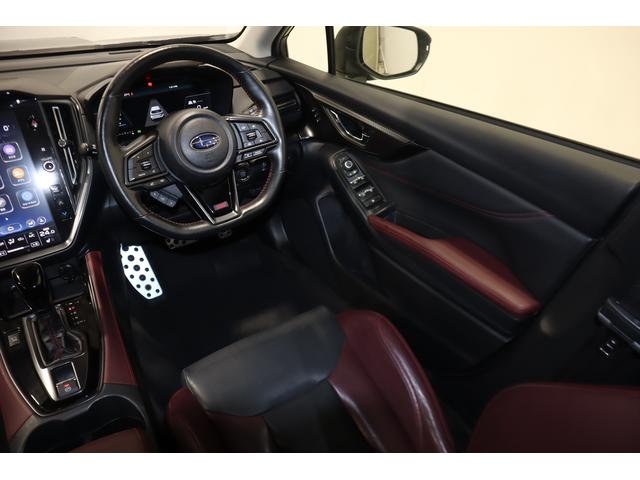 レヴォーグ ＳＴＩ　Ｓｐｏｒｔ　ＥＸ　パワーリヤゲート　ＥＴＣ　ドラレコ　１１．６インフォディスプレイ　純正１８インチアルミホイール　アイサイトＸ　ＬＥＤアクセサリーライナー　フロントビューカメラ　サイドビューカメラ　バックカメラ（43枚目）