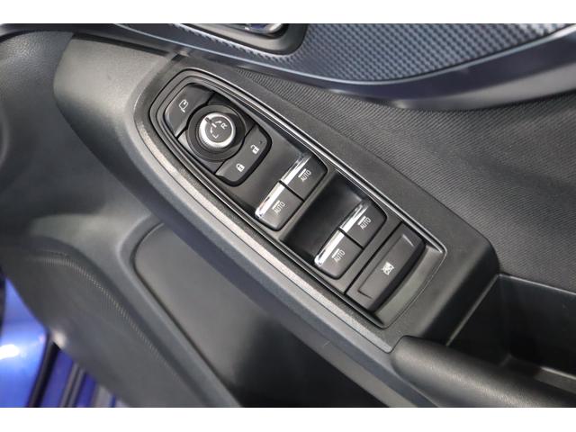 レヴォーグ ＧＴ　ＥＸ　ＥｙｅＳｉｇｈｔ　Ｘ搭載車　ドラレコ　ＥＴＣ２　１１．６インフォディスプレイ　フロントビューカメラ　サイドビューカメラ　１７インチアルミ　バックカメラ　前席シートヒーター　自動防眩ミラー　ＬＥＤアクセサリーライナー（14枚目）