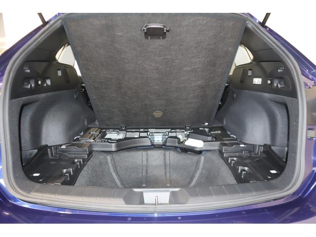 レヴォーグ ＧＴ　ＥＸ　ＥｙｅＳｉｇｈｔ　Ｘ搭載車　ドラレコ　ＥＴＣ２　１１．６インフォディスプレイ　フロントビューカメラ　サイドビューカメラ　１７インチアルミ　バックカメラ　前席シートヒーター　自動防眩ミラー　ＬＥＤアクセサリーライナー（52枚目）