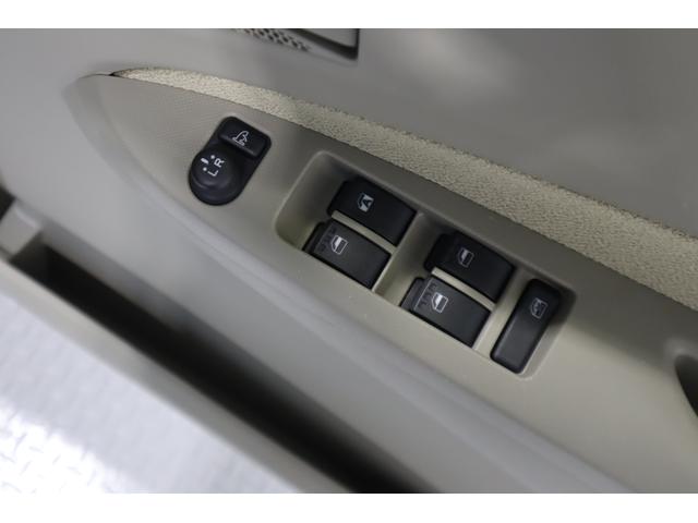 ステラ L Limited CDステレオ 純正14アルミ オートAC 4WD ABS VDC プッシュエンジンスタート ナノイー 運転席アームレスト パワーウインド パワーステアリング エアバック(12枚目)