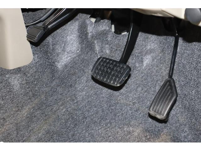 ステラ L Limited CDステレオ 純正14アルミ オートAC 4WD ABS VDC プッシュエンジンスタート ナノイー 運転席アームレスト パワーウインド パワーステアリング エアバック(20枚目)