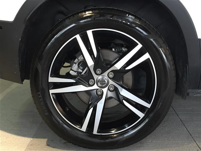 ＸＣ４０ Ｔ５　ＡＷＤ　Ｒデザイン　衝突軽減／ハーマンカードン／コーナリングライト／パークアシスト／アクティブベンディングライト／ＬＫＡ／道路標識／ＢＬＩＳ／ＡＣＣ／純正ナビ／全方位モニター／シートヒーター／パワーシート／フルセグ（39枚目）
