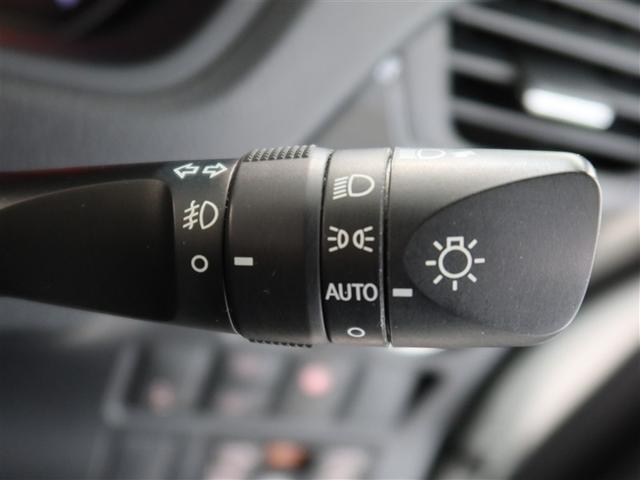 ヴォクシー ZS 煌 1年間走行無制限保証 衝突回避被害軽減 車線逸脱警報機能 メモリナビ フルセグTV バックカメラ ドライブレコーダー ETC クルーズコントロール 電動スライドドア LEDヘッドライト DVD再生(20枚目)