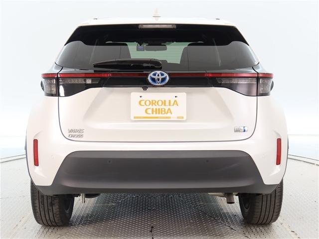 ヤリスクロス ハイブリッドＺ　１年間走行無制限保証　ペダル踏み間違い　衝突回避被害軽減　車線逸脱警報機能　メモリナビ　フルセグＴＶ　バックカメラ　パノラミックモニタ　ドライブレコーダー　ＥＴＣ　クルーズコントロール（4枚目）