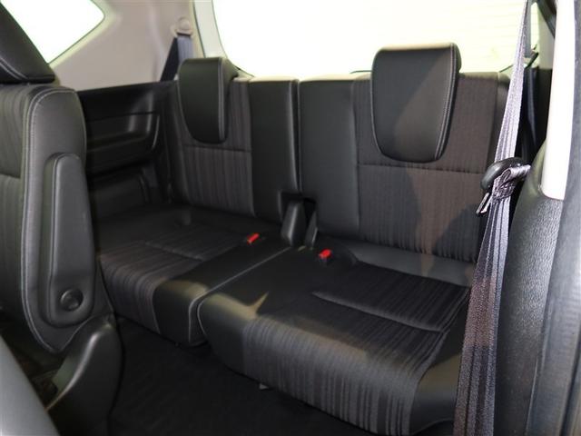 フリード Ｇ・ホンダセンシング　１年間走行無制限保証　ペダル踏み間違い　衝突回避被害軽減　車線逸脱警報機能　メモリナビ　フルセグＴＶ　バックカメラ　ＥＴＣ　クルーズコントロール　電動スライドドア　ＬＥＤヘッドライト　ＤＶＤ再生（12枚目）