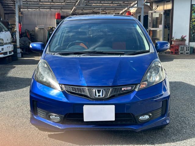 フィット ＲＳ　ナビ／ＥＴＣ／６ＭＴ／純正１６インチアルミ／車検令和９年９月（6枚目）