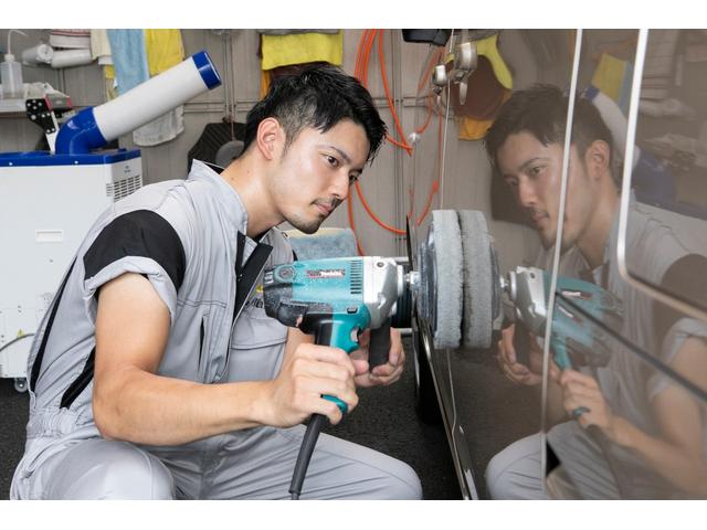 L 5/20(土)〜6/4(日)までの限定奉仕車 全席パワーウインドウ 記録簿付 AC エアバック 禁煙車 パワステ ABS 衝突安全ボディ アイスト デュアルエアーバッグ CD付 サイドバイザー(63枚目)