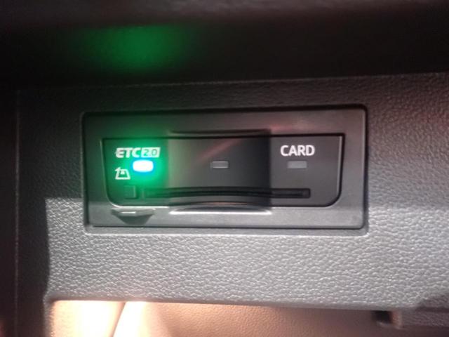 Ｔ－ロック ＴＤＩ　Ｒライン　アダクティブクルーズコントロール　横滑り防止　ワンオーナ　電動リアゲート　スマートエントリー　Ａライト　盗難防止　ＬＥＤヘッド　ＡＢＳ　エアコン　エアバッグ　パワーステアリング　パワーウィンドウ（13枚目）