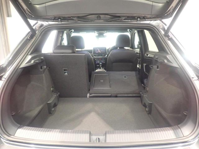 Ｔ－ロック ＴＤＩ　Ｒライン　アダクティブクルーズコントロール　横滑り防止　ワンオーナ　電動リアゲート　スマートエントリー　Ａライト　盗難防止　ＬＥＤヘッド　ＡＢＳ　エアコン　エアバッグ　パワーステアリング　パワーウィンドウ（20枚目）