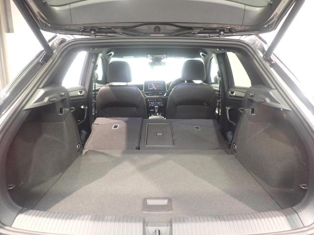 Ｔ－ロック ＴＤＩ　Ｒライン　アダクティブクルーズコントロール　横滑り防止　ワンオーナ　電動リアゲート　スマートエントリー　Ａライト　盗難防止　ＬＥＤヘッド　ＡＢＳ　エアコン　エアバッグ　パワーステアリング　パワーウィンドウ（21枚目）