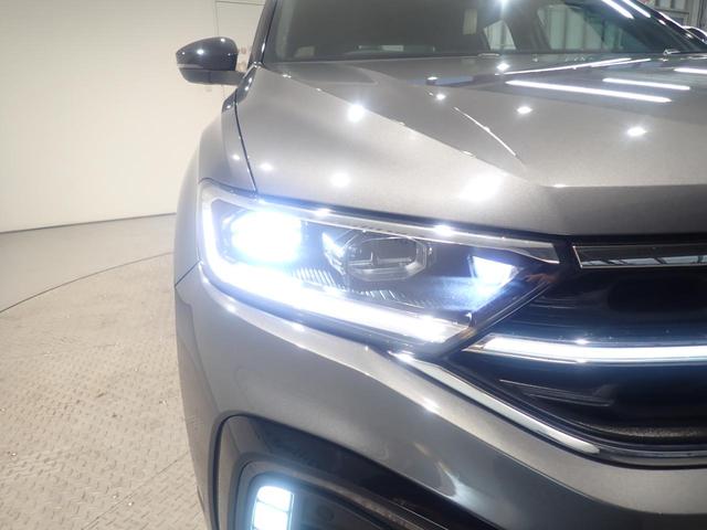 Ｔ－ロック ＴＤＩ　Ｒライン　アダクティブクルーズコントロール　横滑り防止　ワンオーナ　電動リアゲート　スマートエントリー　Ａライト　盗難防止　ＬＥＤヘッド　ＡＢＳ　エアコン　エアバッグ　パワーステアリング　パワーウィンドウ（25枚目）