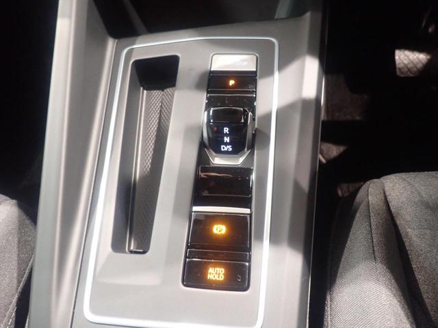 ７速ＤＳＧトランスミッションが切れ目のない滑らかな加速を実現します。