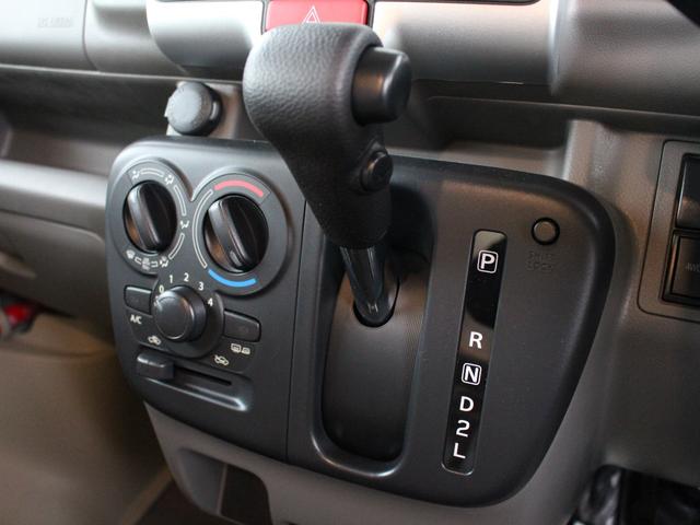 エブリイ ＰＣリミテッド　キャンピング車岡モータースミニチュアクルーズ外部電源カーテンベットキットナビフルセグバックカメラ（37枚目）