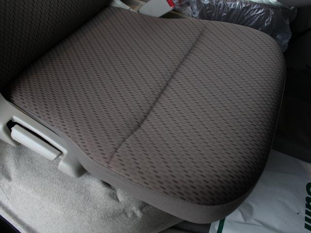 エブリイ ＰＣリミテッド　キャンピング車岡モータースミニチュアクルーズ外部電源カーテンベットキットナビフルセグバックカメラ（49枚目）