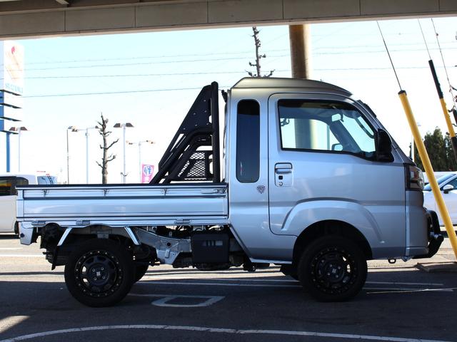 ハイゼットトラック ジャンボエクストラ 衝突軽減 リフトアップ 猪狩バンパーガード 荷台ロールバー MLJホイール ヨコハマジオランダーX-AT スマートキー アイドリングストップ 純正LEDヘッドライト LEDフォグランプ(15枚目)
