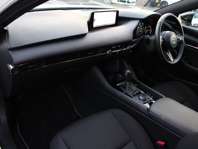 MAZDA3ファストバック XD ブラックトーンエディション 後期モデル特別仕様車シグネチャースタイル360°カメラBOSEサウンドシステムナビフルセグTVドラレコ&ETC(31枚目)