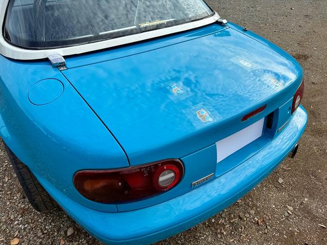 ユーノスロードスター ノーマルベース ノーマルベース(2名)TEIN車高調/軽量化フライホイール/KTSインテークパイプ/社外エキマニ/HKSマフラー/スタビリンク/タイミングベルト交換済み/15インチ社外ホイール(9枚目)