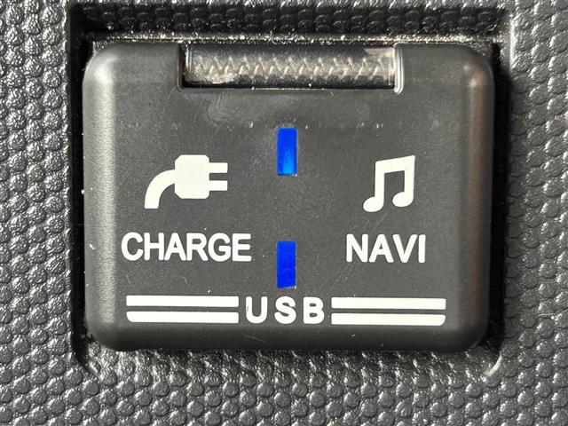 タフト Ｇターボ　禁煙車　純正９型ナビ　バックカメラ　フルセグＴＶ　Ｂｌｕｅｔｏｏｔｈ　ドラレコ　純正マッドガード　ＥＴＣ　衝突軽減　シートヒーター　電子パーキング　革ハンドル　ハンドルスイッチ　ＬＥＤヘッドライト（12枚目）