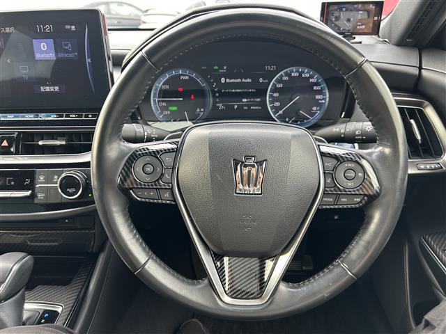 クラウンハイブリッド ＲＳアドバンス　禁煙車　純正１２．３型ナビ　サンルーフ　ＴＲＤエアロ　ＨＵＤ　全方位カメラ　Ｂｌｕｅｔｏｏｔｈ　ドラレコ　レーダー探知機　ＥＴＣ２．０　冷シート　温シート　パワーシート　ＢＳＭ　レーダクルコン（14枚目）